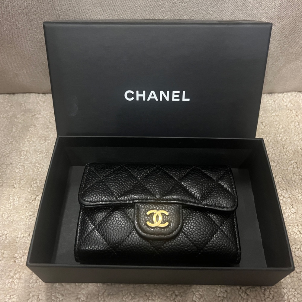 Caviar Quilted Flap Card Holder Wallet Black and Gold
